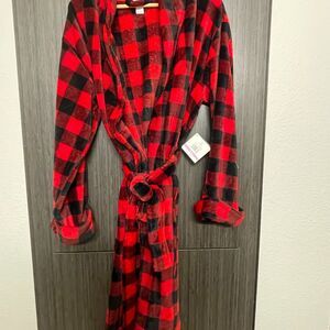 Echo Printed Plush Robe – Red Buffalo Plaid – Size Small